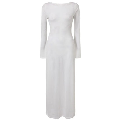 robe transparente blanche